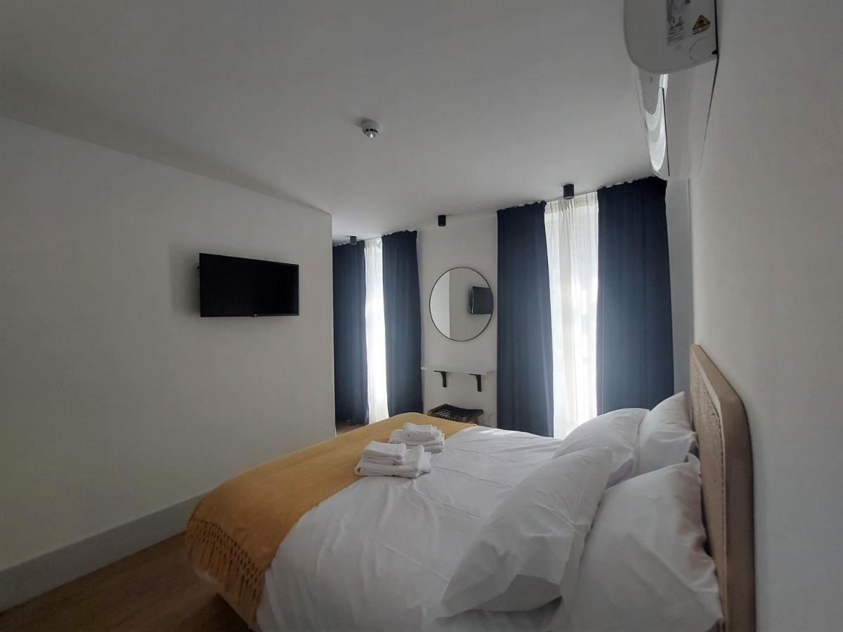 Angra Heritage - City Center Hostel Angra do Heroísmo Zewnętrze zdjęcie